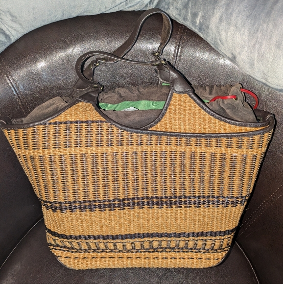 Maxx NewYork brown wicker pocketbook with tags - Picture 2 of 5